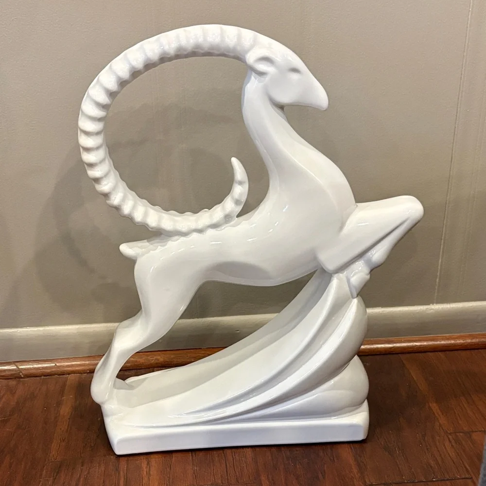 Vintage Royal Haeger 19” Leaping
Gazelle - Picture 3 of 12